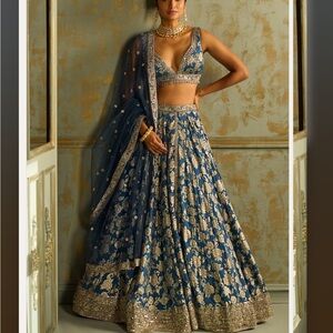 NWT Lashkaraa - Embroidered Blue and Gold Lehenga Choli (Medium)